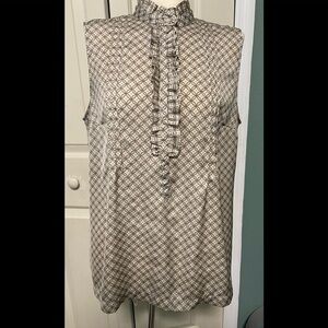 New York & Co beautiful ruffle pull over blouse